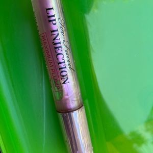 Too Face Lip Injection